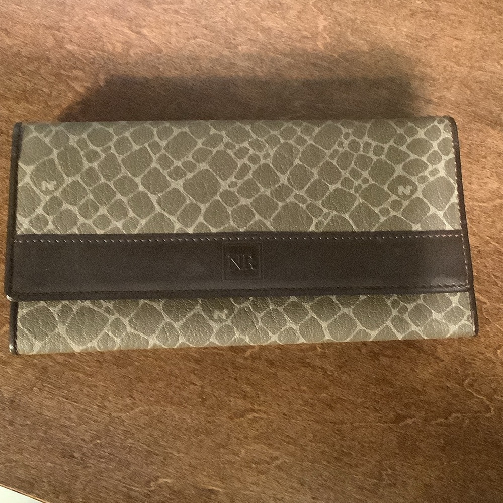 NINA RICCI